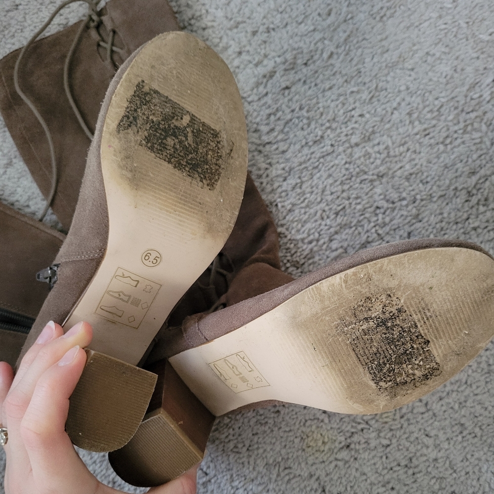 Women's Tan Suede Knee-High Boots - Picture 9 of 9